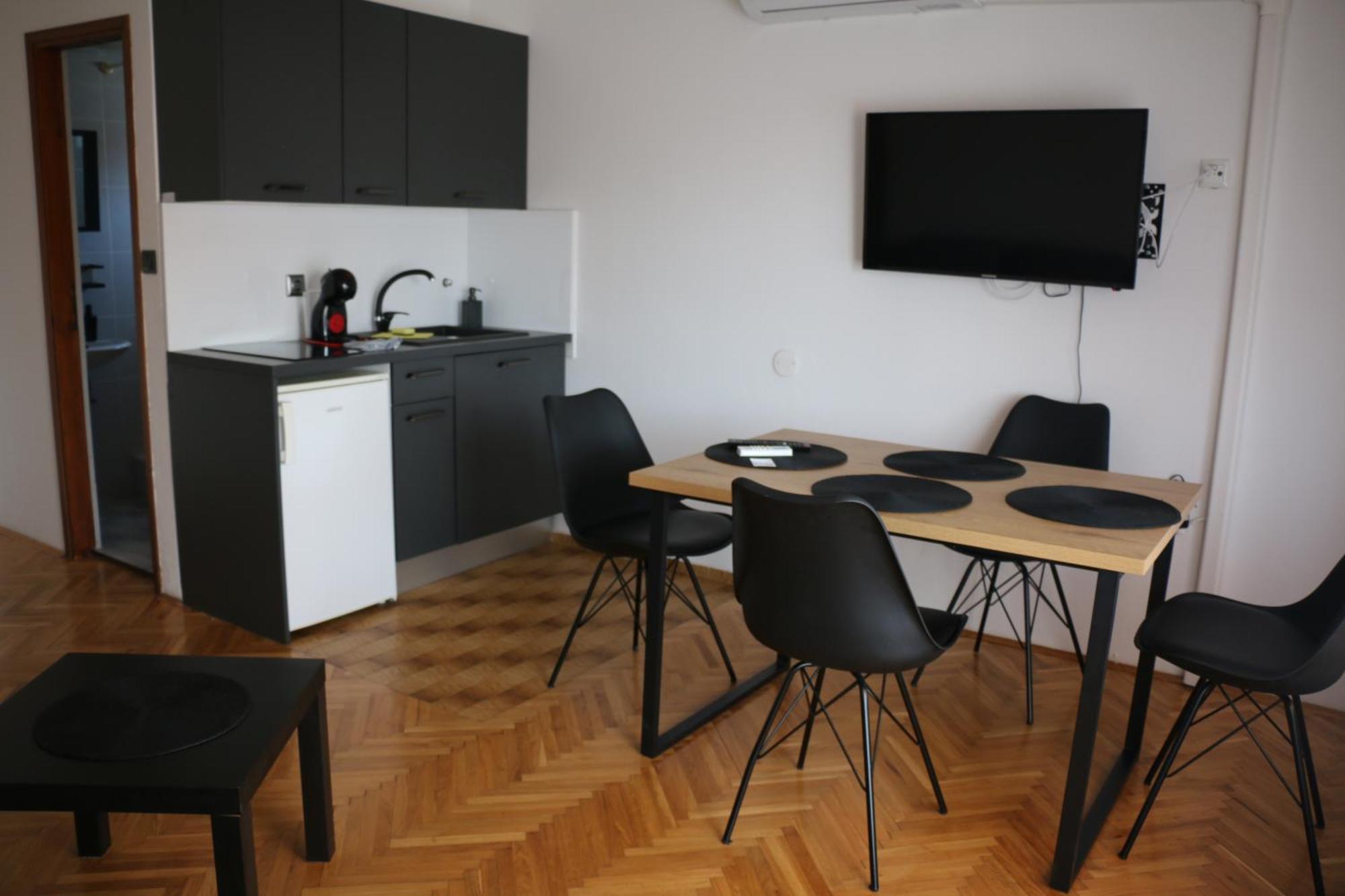 Apartmani Suhi Brod Medulin Exterior foto