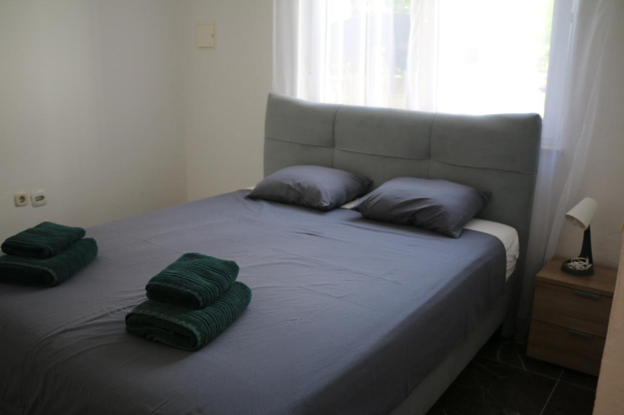 Apartmani Suhi Brod Medulin Exterior foto